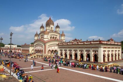 Top 4 Places To Visit In Kolkata | Gurucent