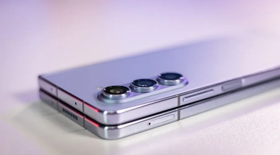 Samsung Galaxy Z Fold 6 5G Camera